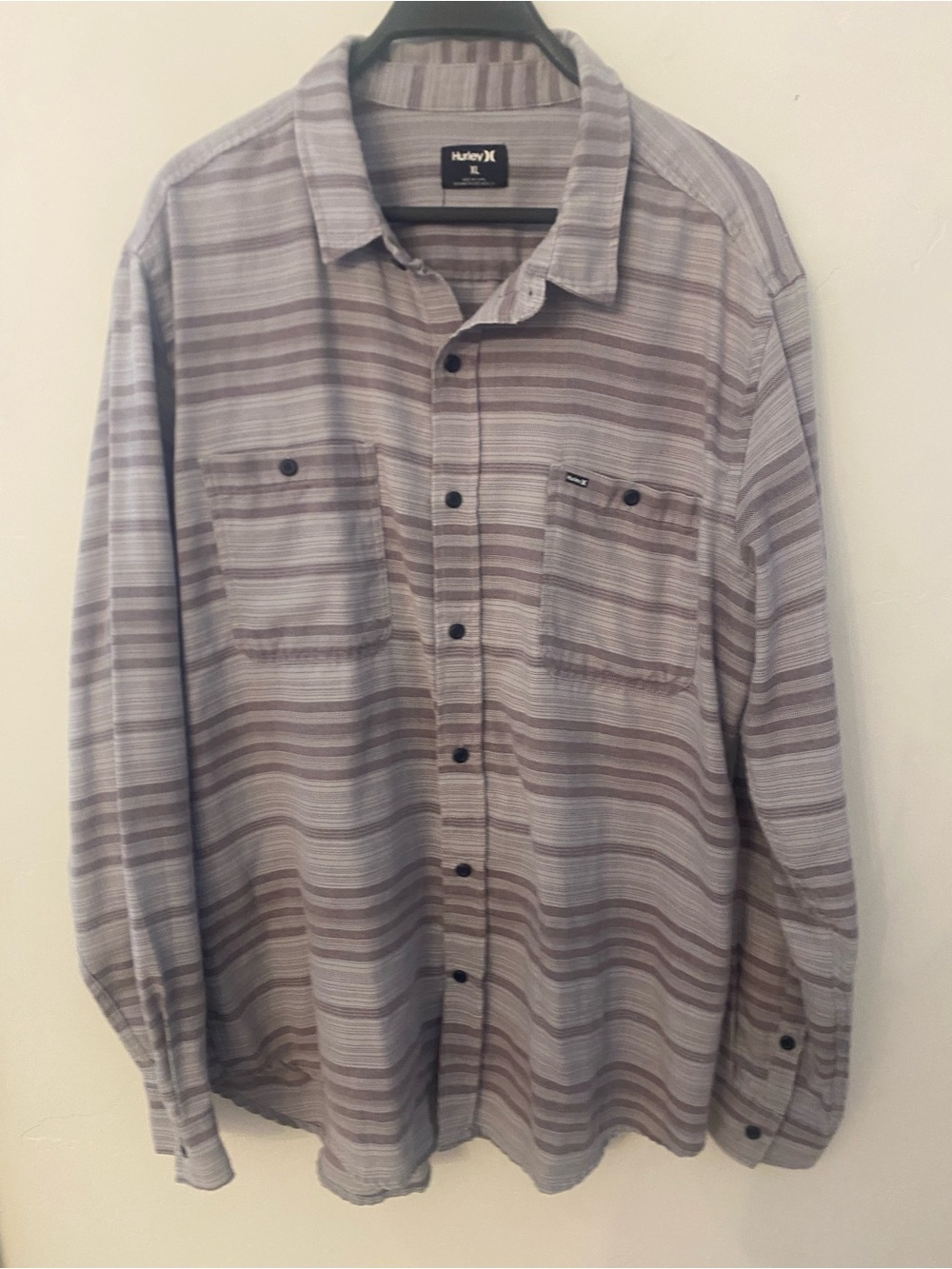 Hurley Men's Casual Button-Down Shirt in Gray and Brown Stripes